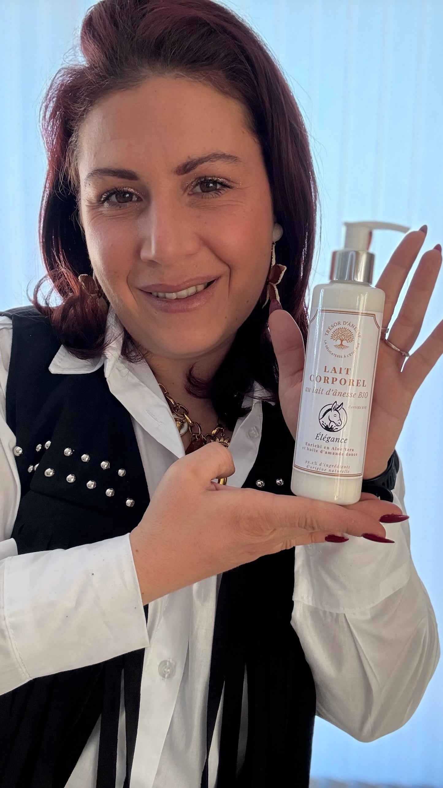 Lait corporel hydratant bio lait d'ânesse parfum élégance format flacon